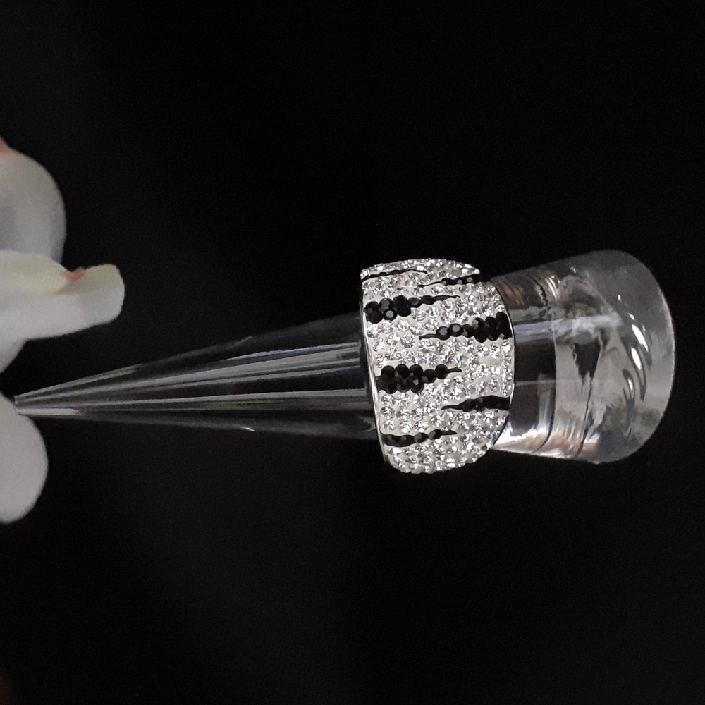 JCM Silver Tone Crystal Ring Size 8.5